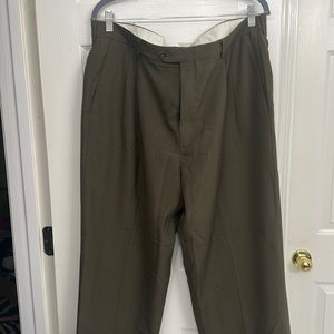 Army Green haggar Dress Pants. 40X32